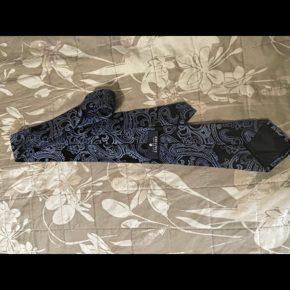 Stafford tie